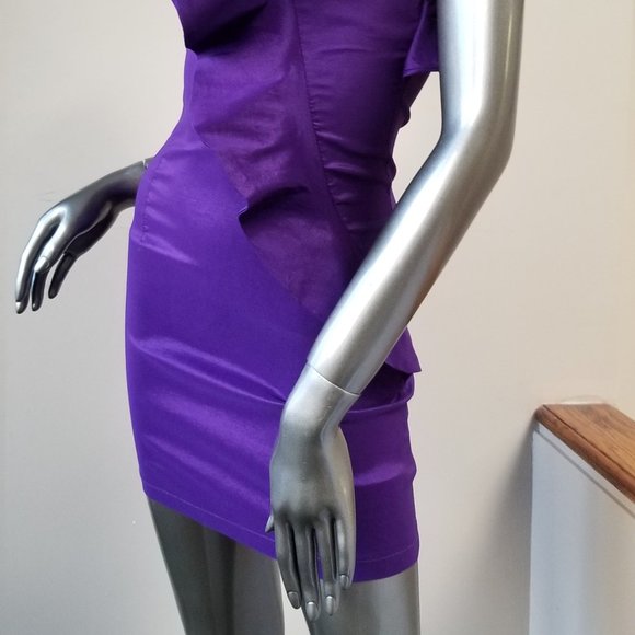 Stunning Purple one shoulder dress - Picture 6 of 8